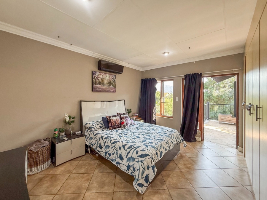 3 Bedroom Property for Sale in The Coves North West